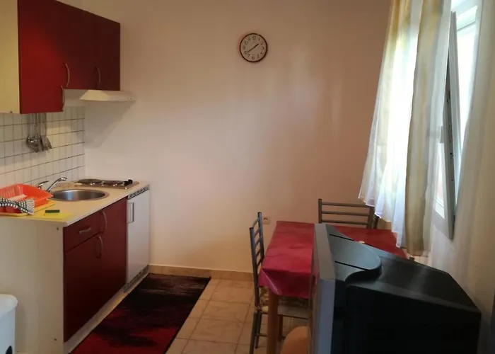 Barbat 11472a Apartament